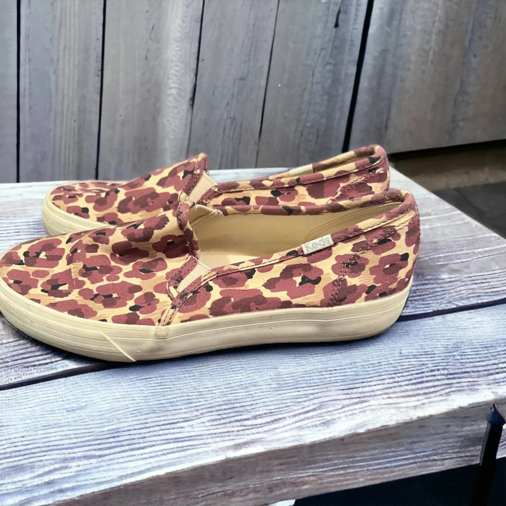 Keds‎ x Elizabeth and James animal print slip ons